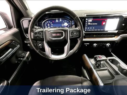 Used 2023 GMC Sierra 1500 Elevation w/ X31 Off-Road Package AWD/4WD image 12