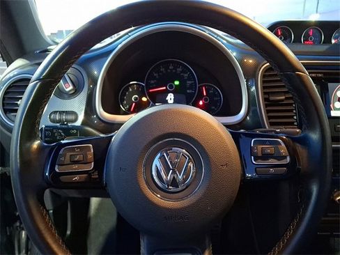 Used 2012 Volkswagen Beetle Turbo image 26