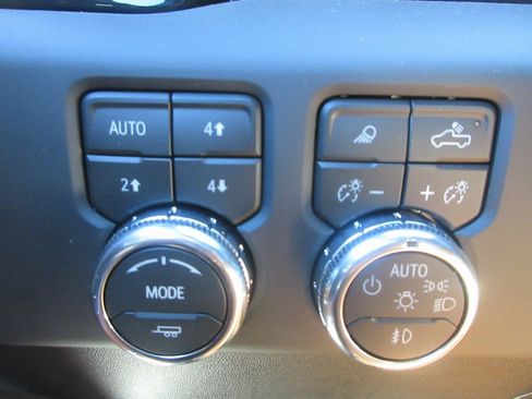 New 2026 GMC Sierra 3500 Denali Ultimate image 18