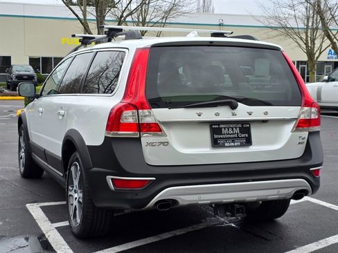 Used 2015 Volvo XC70 T6 Platinum w/ Protection Package image 7