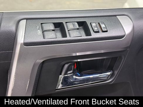 Used 2020 Toyota 4Runner Limited image 16