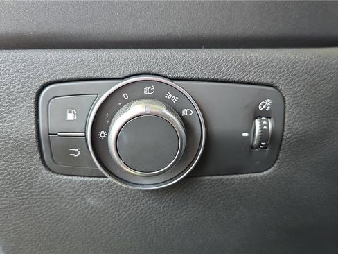 Used 2024 Alfa Romeo Tonale Veloce image 27