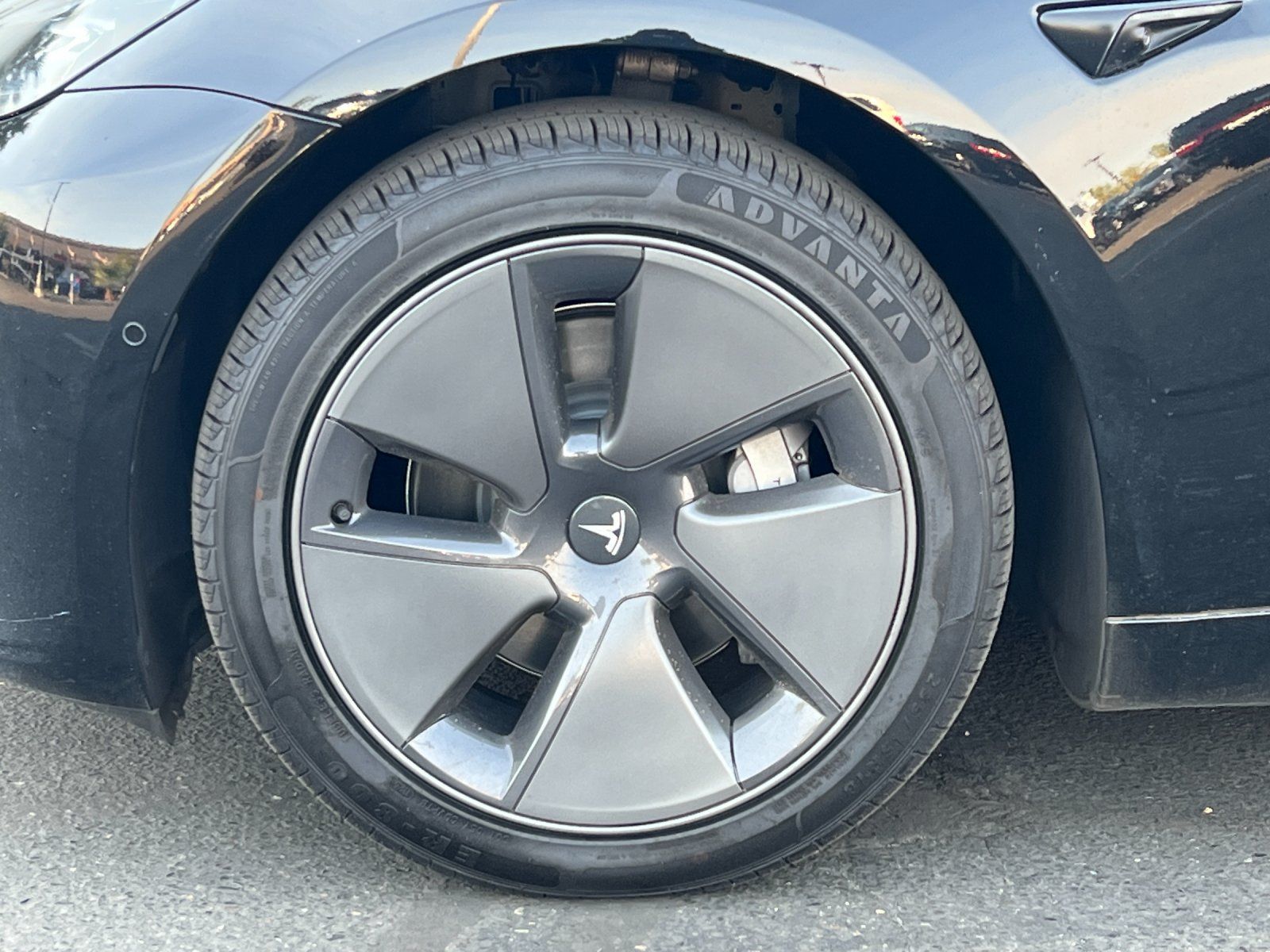 Used 2022 Tesla Model 3 Long Range AWD/4WD image 25