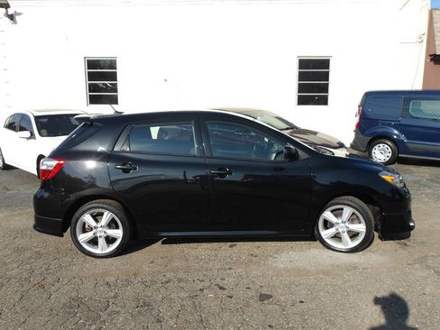 Used 2010 Toyota Matrix S image 4