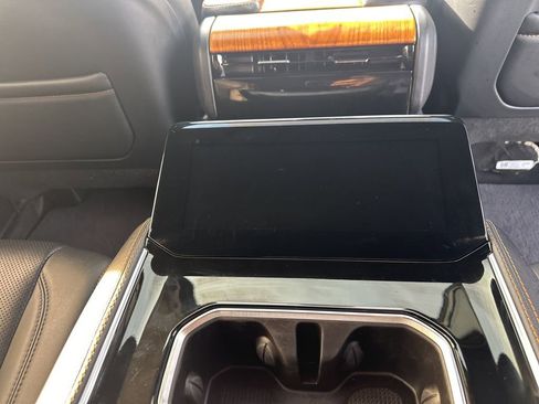 Used 2022 Jeep Grand Wagoneer Series III image 35