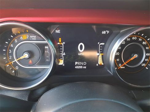 Used 2023 Jeep Wrangler Unlimited Rubicon w/ Xtreme 35 Tire Package image 13