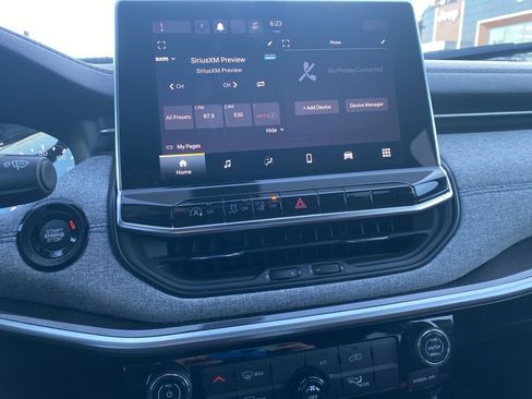 Certified 2023 Jeep Compass Sport image 29