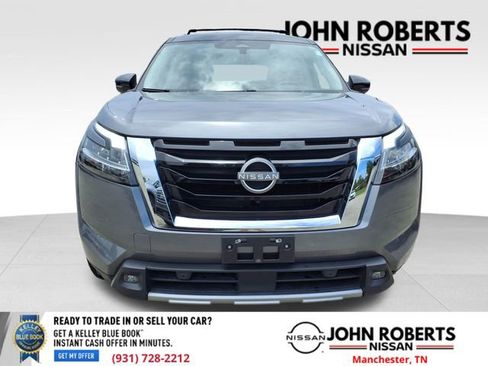 Used 2023 Nissan Pathfinder SL image 12