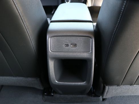 Used 2025 Chevrolet Trax LT w/ Driver Confidence Package FWD image 31