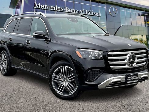 Used 2025 Mercedes-Benz GLS 450 4MATIC image 1