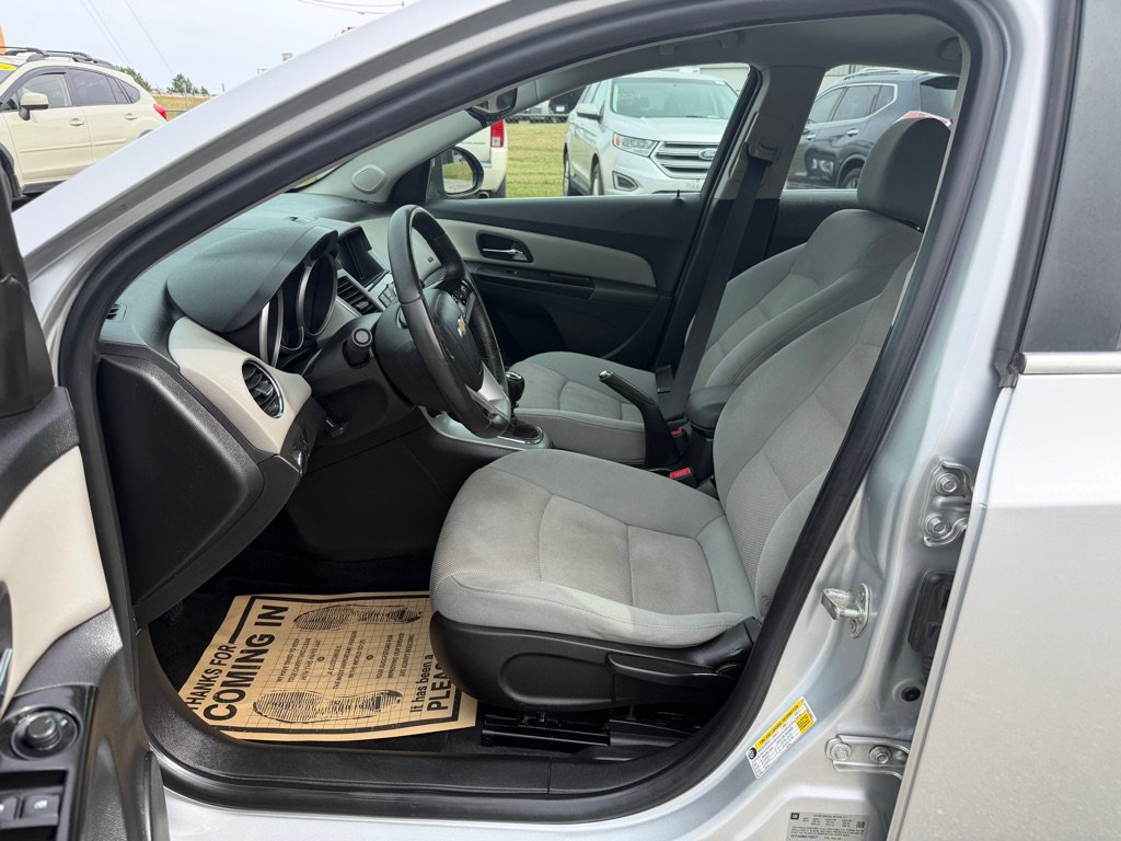 Used 2014 Chevrolet Cruze Eco FWD image 10