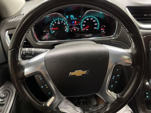 Used 2015 Chevrolet Traverse LT w/ Style and Technology Package image 31