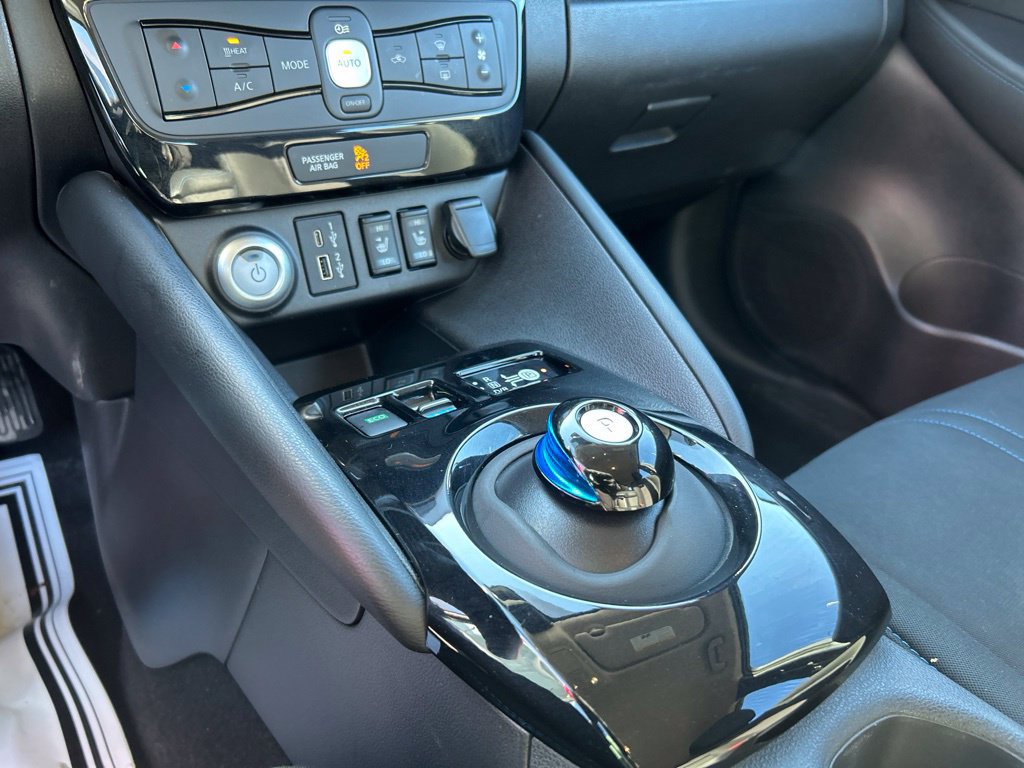 Used 2025 Nissan Leaf SV Plus FWD image 18