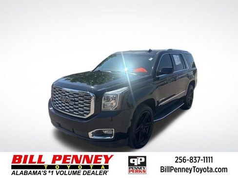 Used 2017 GMC Yukon Denali w/ Open Road Package AWD/4WD image 1