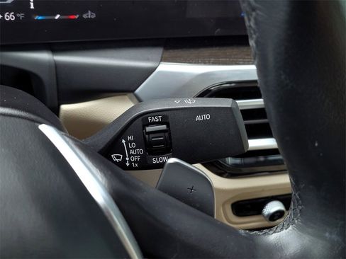 Used 2023 BMW 330i Sedan w/ Convenience Package image 23