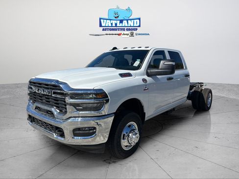 New 2026 RAM 3500 Tradesman w/ Chrome Appearance Group A image 30