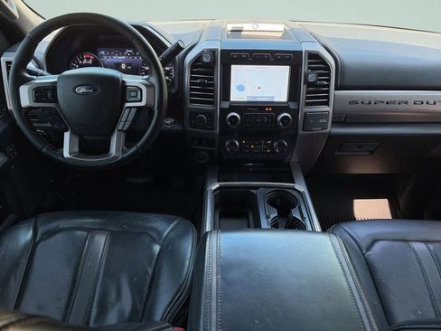 Used 2020 Ford F350 Platinum w/ FX4 Off-Road Package AWD/4WD image 9