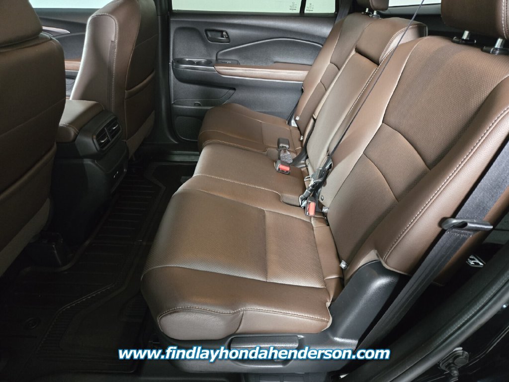Certified 2025 Honda Passport EX-L image 16
