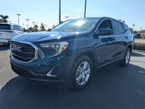 Used 2020 GMC Terrain SLE image 7