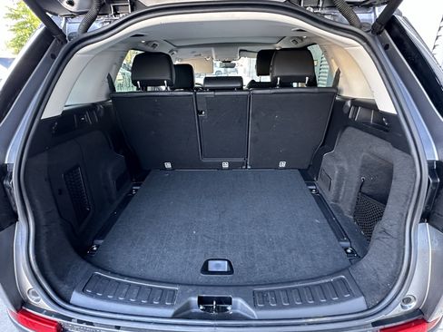 Used 2021 Land Rover Discovery Sport SE AWD/4WD image 72