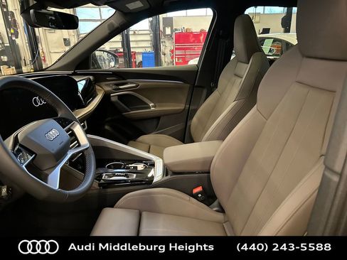 New 2025 Audi Q5 Premium Plus image 9