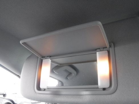 Used 2017 Honda CR-V EX image 32