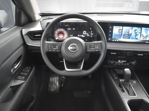 New 2026 Nissan Kicks SV w/ Illumination Package image 13