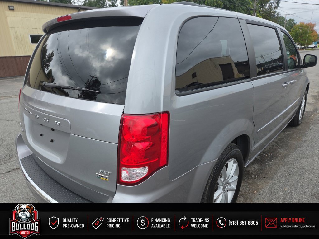 Used 2014 Dodge Grand Caravan SXT w/ Rear Park Assist Package FWD image 6