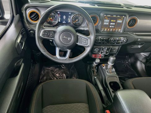 Used 2023 Jeep Gladiator Mojave w/ Cold Weather Group AWD/4WD image 22