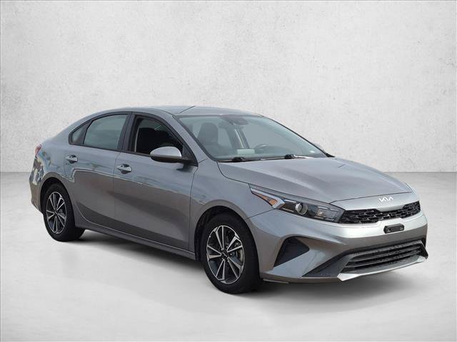 Used 2024 Kia Forte LXS FWD image 3