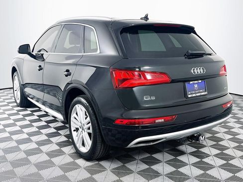 Used 2019 Audi Q5 2.0T Premium Plus w/ Premium Plus Package AWD/4WD image 9