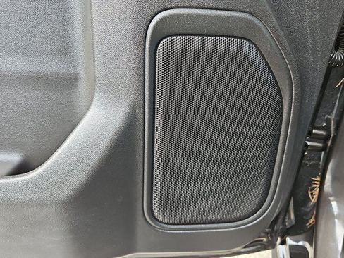 Used 2021 Chevrolet Silverado 1500 Custom RWD image 23