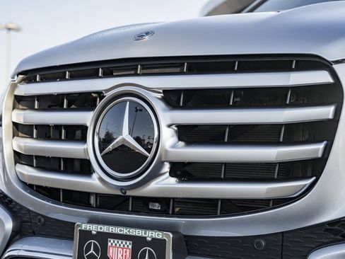 Certified 2025 Mercedes-Benz GLS 450 4MATIC image 13