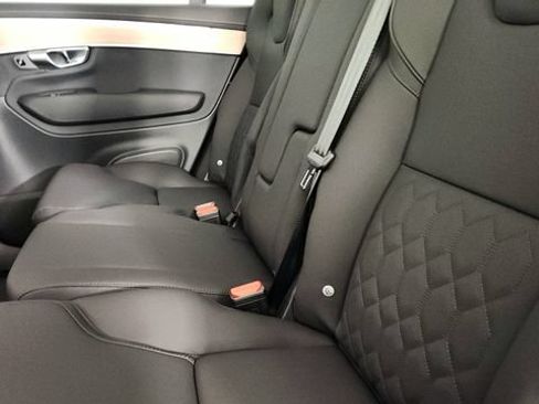 New 2026 Volvo XC90 B6 Core AWD/4WD image 28