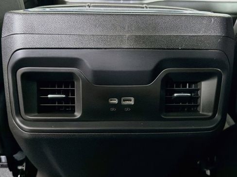Used 2022 Chevrolet Silverado 1500 RST AWD/4WD image 21
