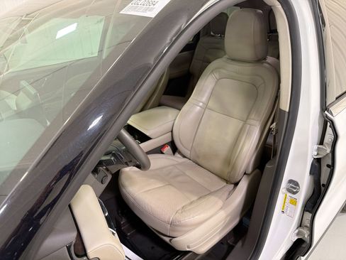 Used 2021 Lincoln Aviator Reserve w/ Equipment Group 201A image 10