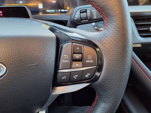 Used 2025 Ford Explorer ST-Line w/ ST-Line Street Pack image 66