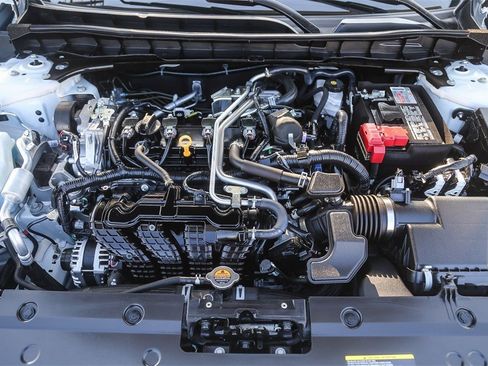 Used 2024 Nissan Altima 2.5 SR image 26