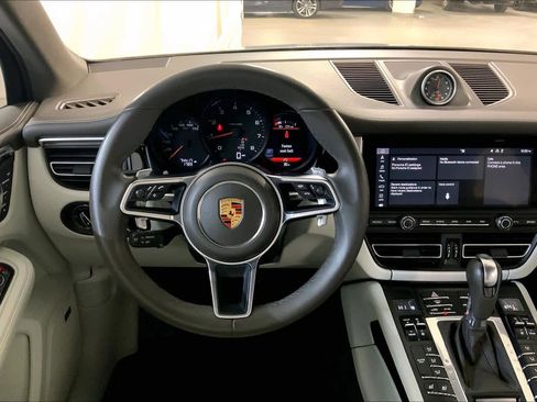 Used 2019 Porsche Macan image 5