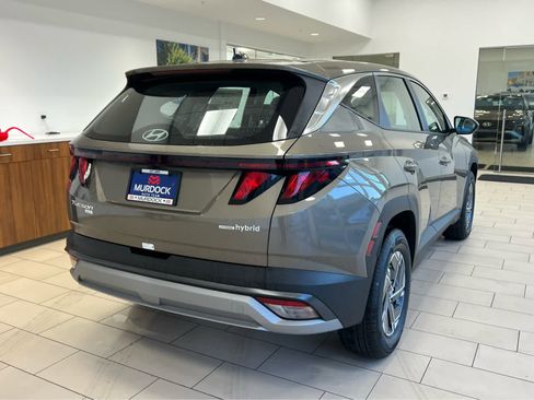 New 2026 Hyundai Tucson Blue SE image 8