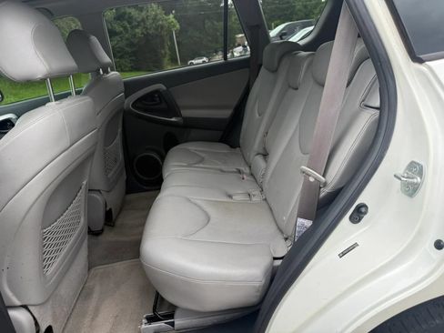 Used 2008 Toyota RAV4 Limited FWD image 9
