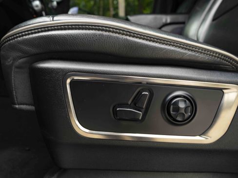 Used 2019 RAM 1500 Limited w/ Advanced Safety Group RWD image 43