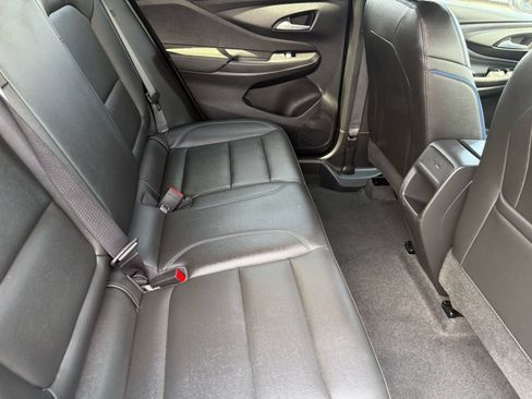 Used 2025 Buick Envista Sport Touring w/ Convenience I Package FWD image 29