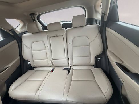 Used 2017 Hyundai Tucson Limited w/ Limited Ultimate Package 03 image 16