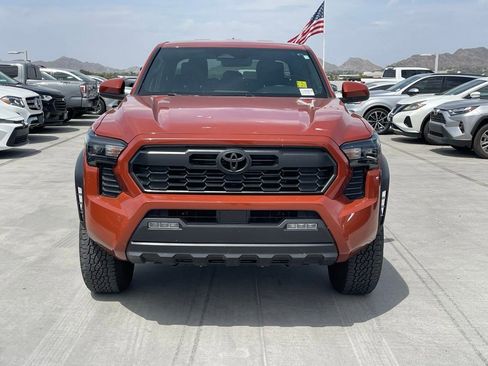 Used 2025 Toyota Tacoma TRD Off-Road image 3