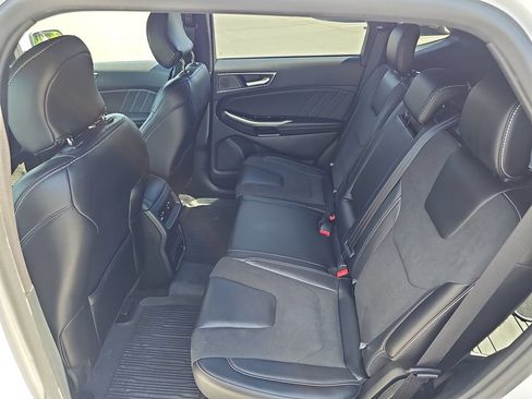 Used 2019 Ford Edge ST w/ Equipment Group 401A AWD/4WD image 27