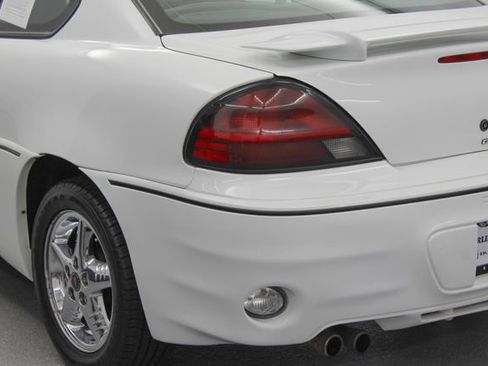 Used 2001 Pontiac Grand Am GT w/ Solid Value Appearance Pkg FWD image 7