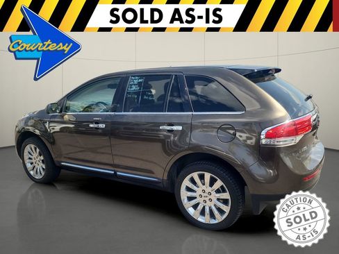 Used 2011 Lincoln MKX 2WD w/ 101A Rapid Spec Order Code image 5