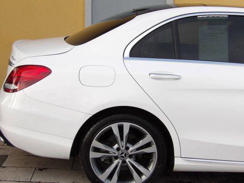 Used 2018 Mercedes-Benz C 300 4MATIC Sedan image 8