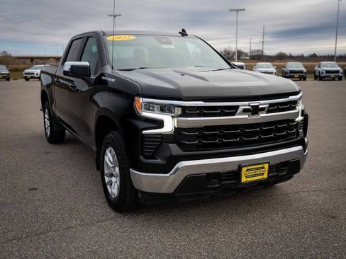 Used 2022 Chevrolet Silverado 1500 LT image 3